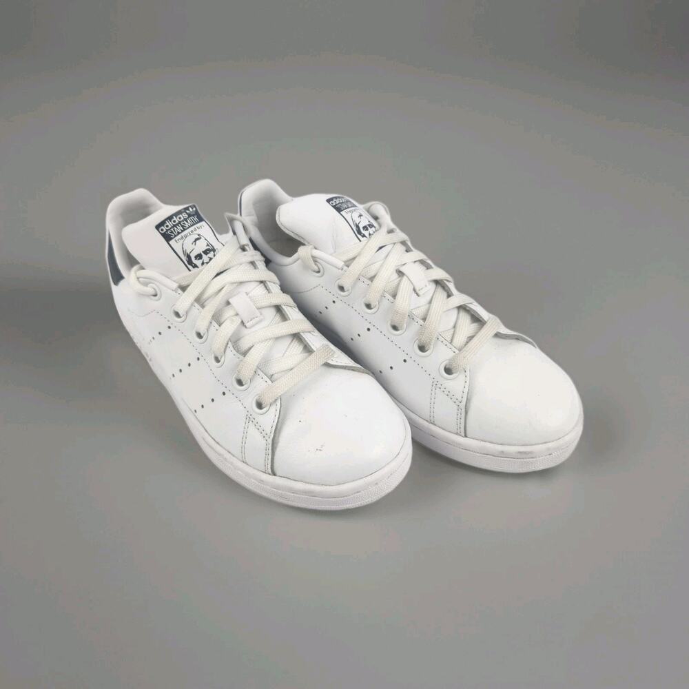 Adidas Low-Cut Sneakers/42/Wht BBq10 sz 4.5